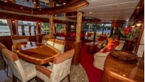 BELLA DONNA II -   Formal Dining